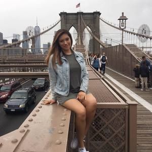 Meet your Posher, Jade